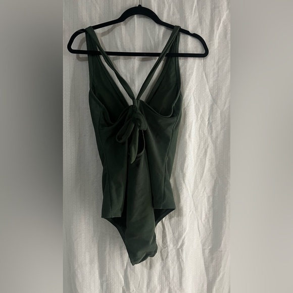 Shade & Shore Green One Piece Swimsuit with Plunging V-Neck - Picture 4 of 5
